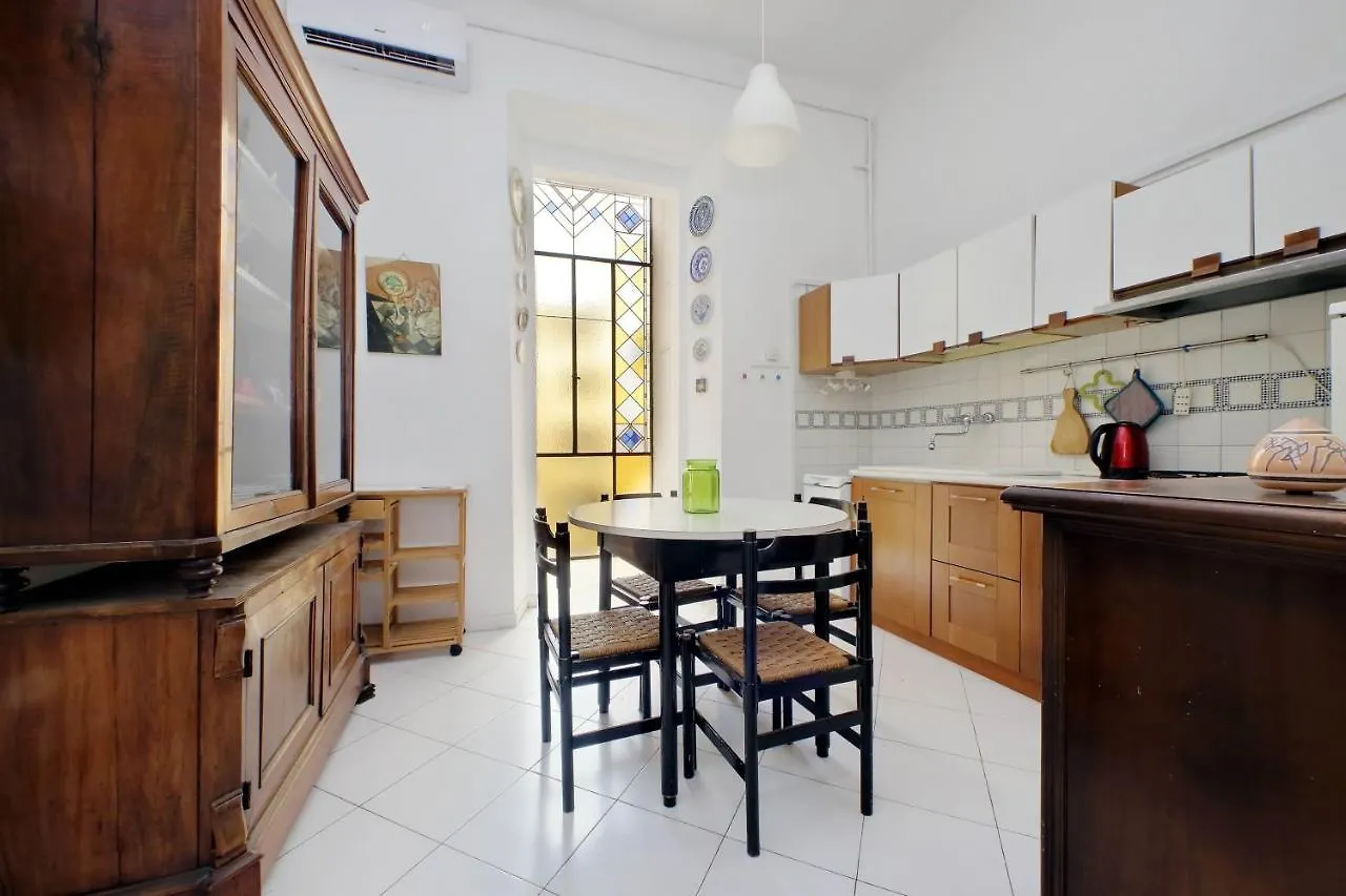 Apartment Cozy Merulana Rome Italy