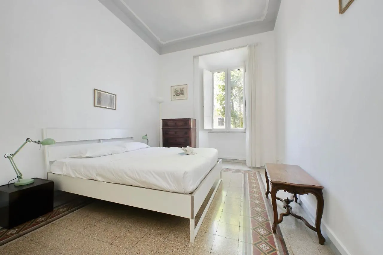 Cozy Merulana Rome Apartment